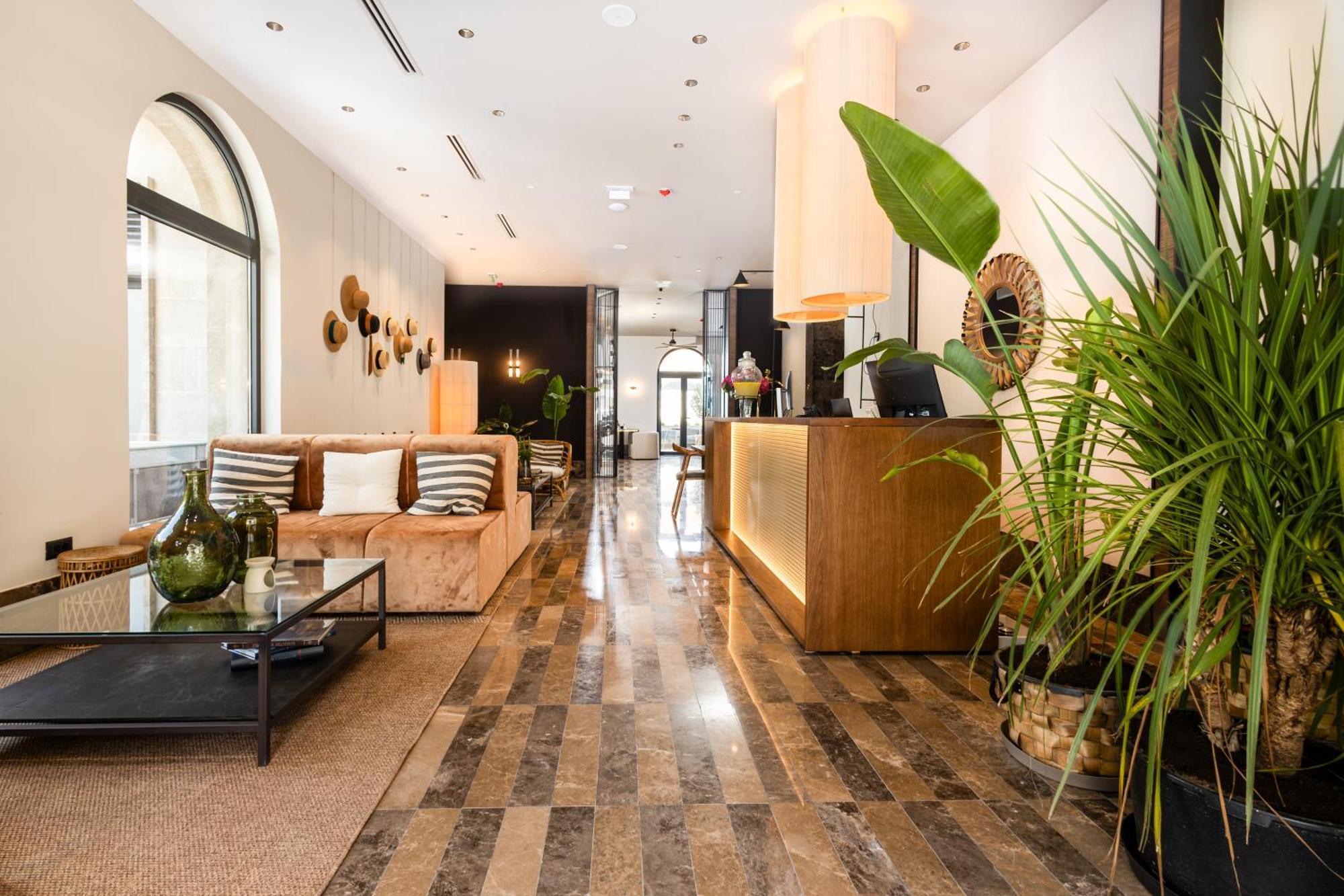 Infinity Hotel & More Budva Exterior photo